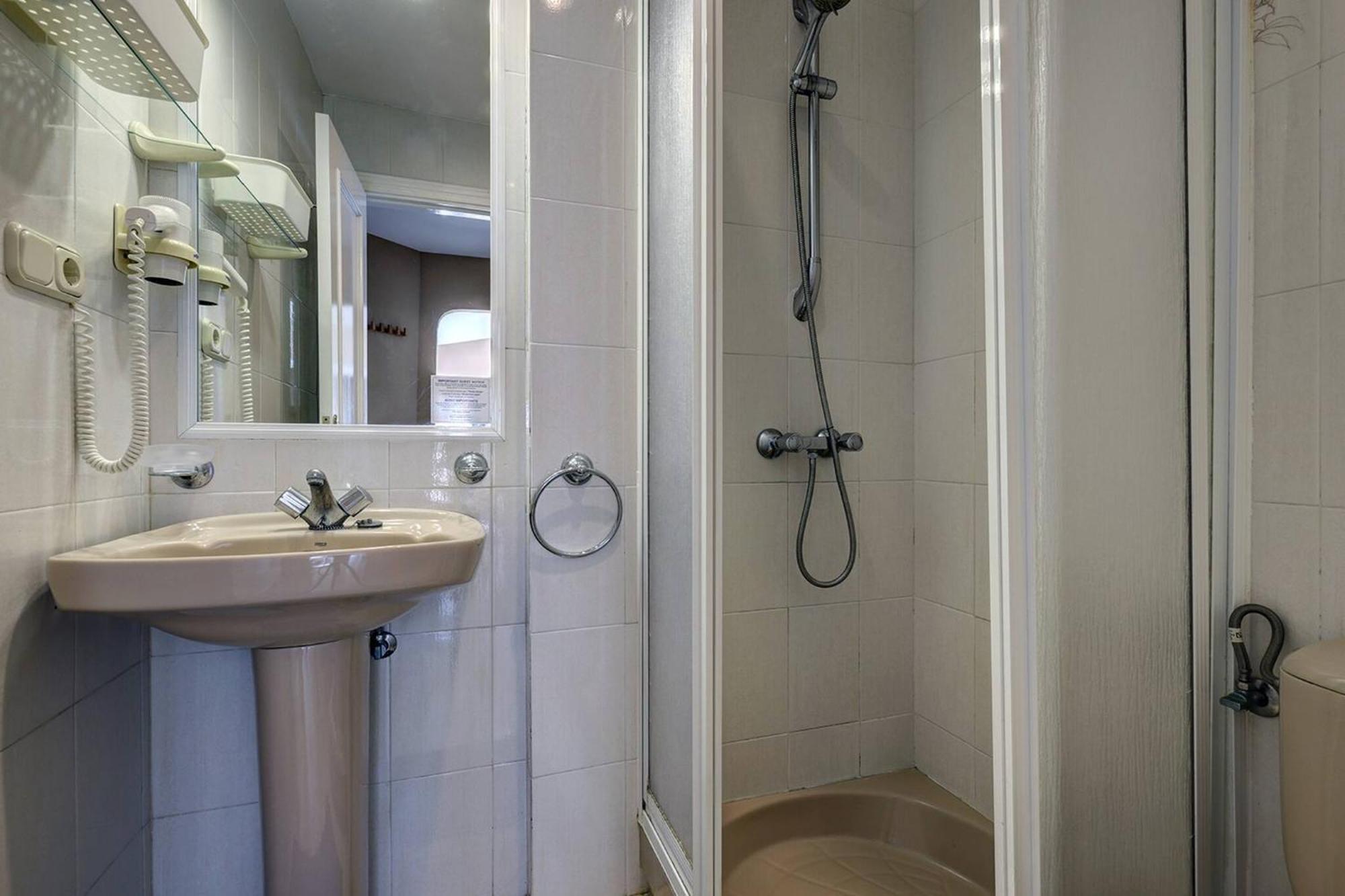 053 - Two Bed Mijas Golf Apartment In Popular Matchroom Golf Club Фуенхірола Екстер'єр фото